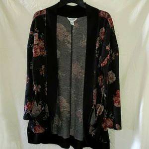 Arizona women's cardigan, size XL
